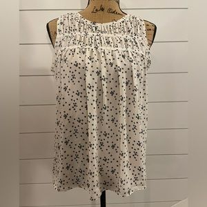 Ann Taylor LOFT - Sleeveless Ivory Floral Blouse - XS